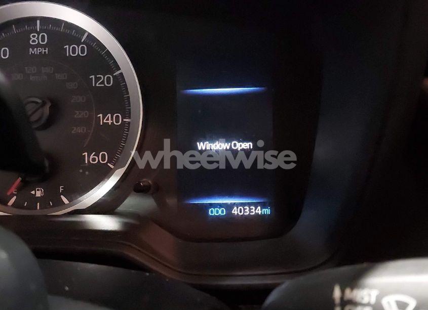 Photo 7 of 2020 Toyota Corolla SE (VIN 5YFS4RCEXLP029590)