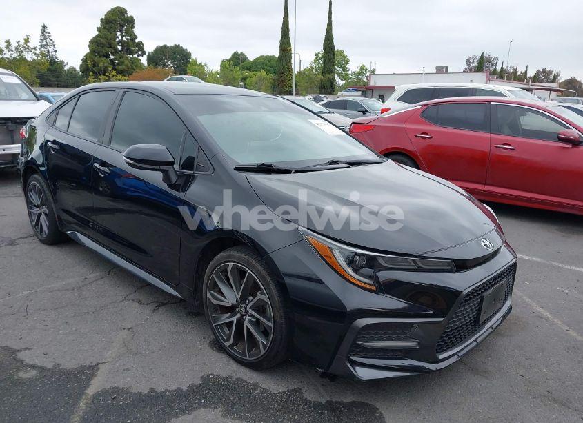 2020 Toyota Corolla SE (VIN 5YFS4RCEXLP040363) main photo