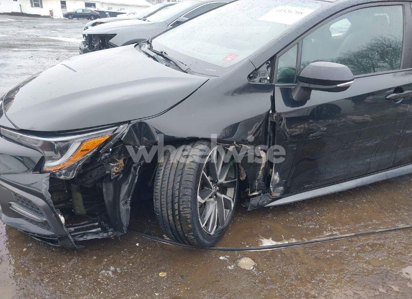 Photo 6 of 2020 Toyota Corolla SE (VIN 5YFS4RCEXLP041531)