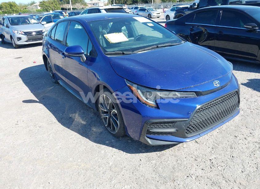2022 Toyota Corolla XSE (VIN 5YFT4MCE0NP112374) main photo
