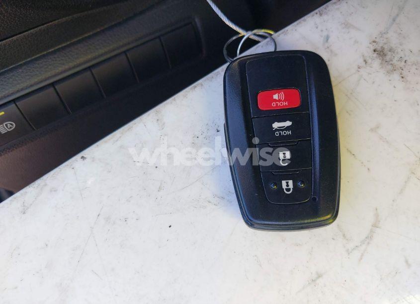 Photo 11 of 2022 Toyota Corolla XSE (VIN 5YFT4MCE0NP112374)