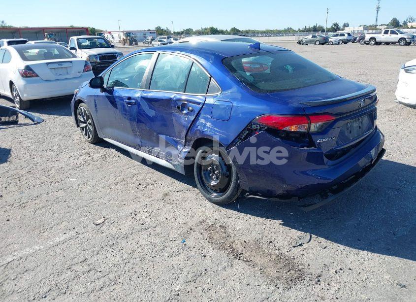 Photo 3 of 2022 Toyota Corolla XSE (VIN 5YFT4MCE0NP112374)