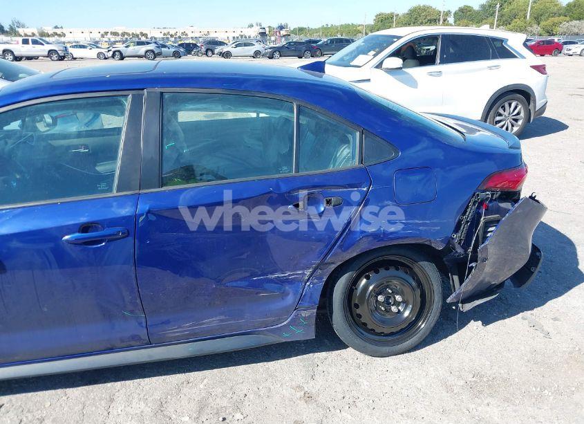 Photo 6 of 2022 Toyota Corolla XSE (VIN 5YFT4MCE0NP112374)