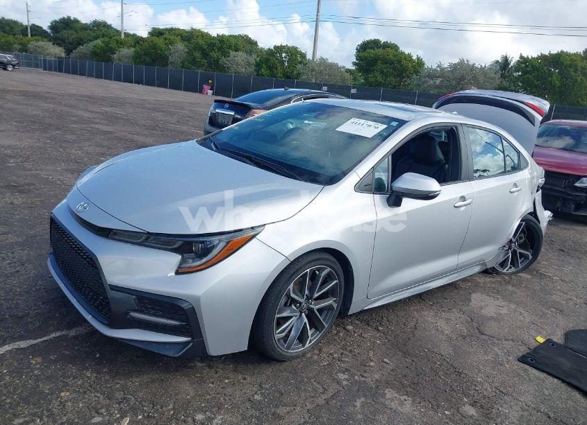 Photo 2 of 2022 Toyota Corolla XSE (VIN 5YFT4MCE3NP112398)