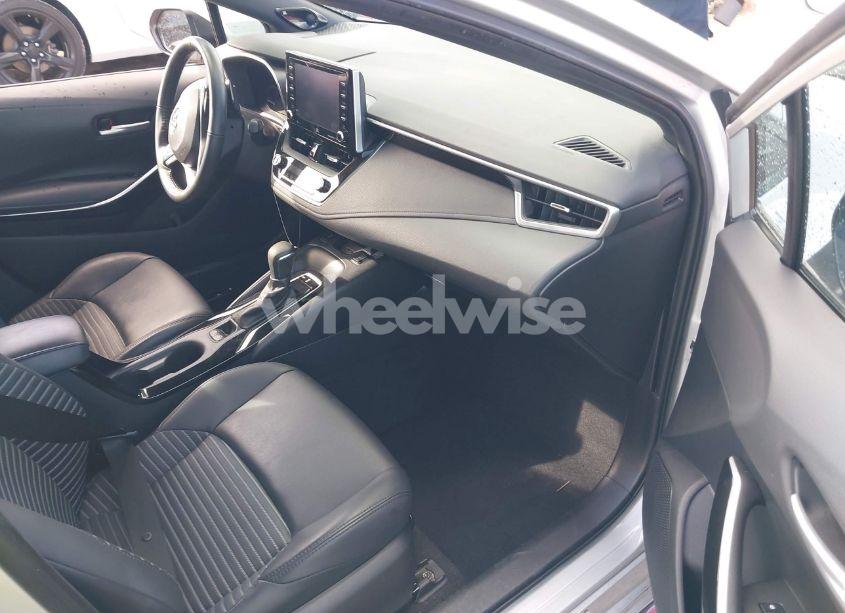 Photo 5 of 2022 Toyota Corolla XSE (VIN 5YFT4MCE3NP112398)