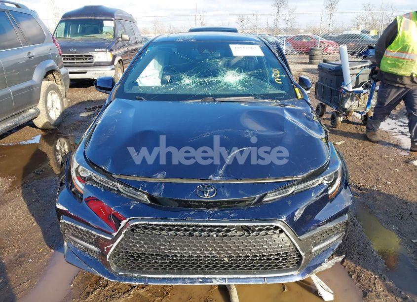 Photo 12 of 2022 Toyota Corolla XSE (VIN 5YFT4MCE4NP103659)