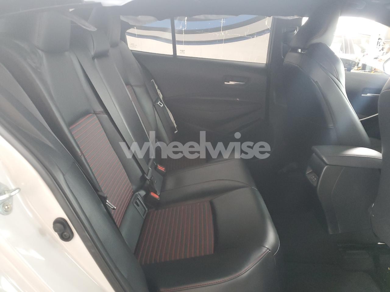 Photo 10 of 2025 TOYOTA COROLLA XSE (VIN 5YFT4MCE9SP239118)