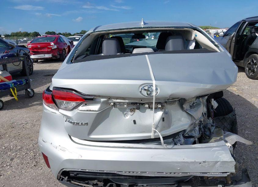 Photo 16 of 2021 Toyota Corolla LE (VIN 5YFVPMAE0MP271039)