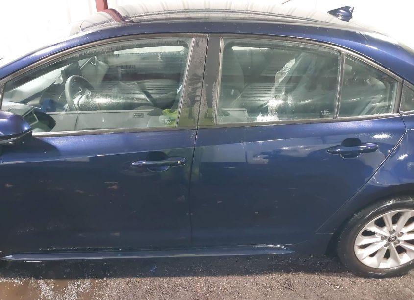 Photo 14 of 2022 Toyota Corolla LE (VIN 5YFVPMAE1NP339057)