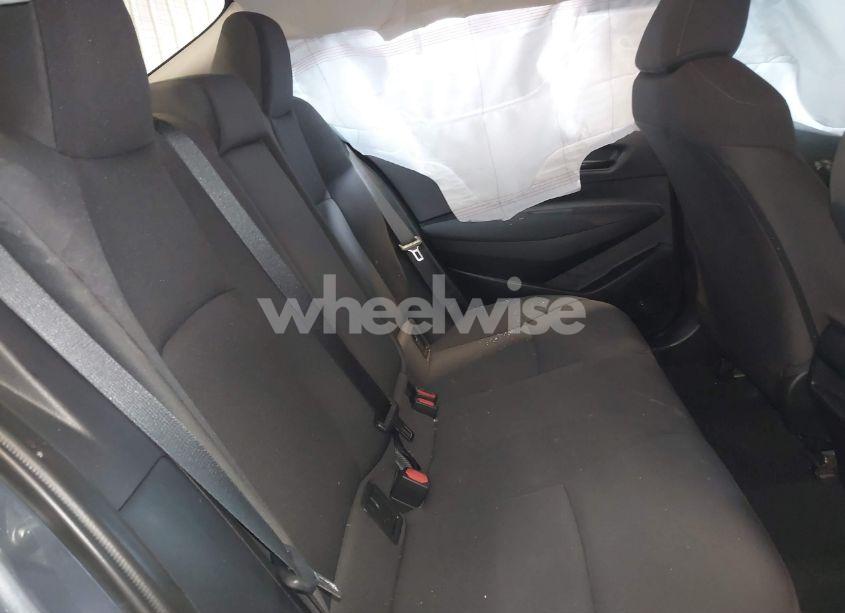 Photo 8 of 2022 Toyota Corolla LE (VIN 5YFVPMAE3NP376000)