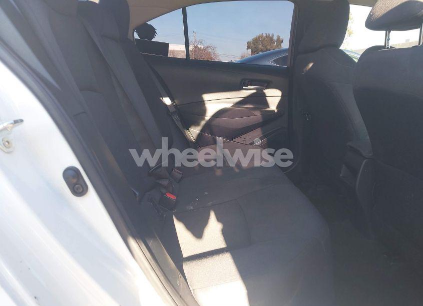 Photo 8 of 2021 Toyota Corolla LE (VIN 5YFVPMAE4MP208431)