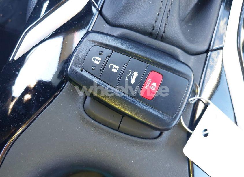 Photo 11 of 2022 Toyota Corolla LE (VIN 5YFVPMAE4NP377141)