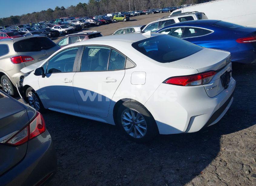 Photo 14 of 2022 Toyota Corolla LE (VIN 5YFVPMAE4NP377141)