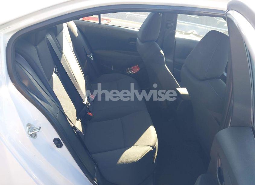 Photo 8 of 2022 Toyota Corolla LE (VIN 5YFVPMAE4NP377141)