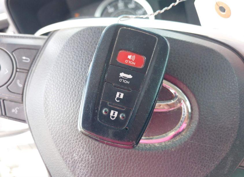 Photo 11 of 2021 Toyota Corolla LE (VIN 5YFVPMAE7MP224204)