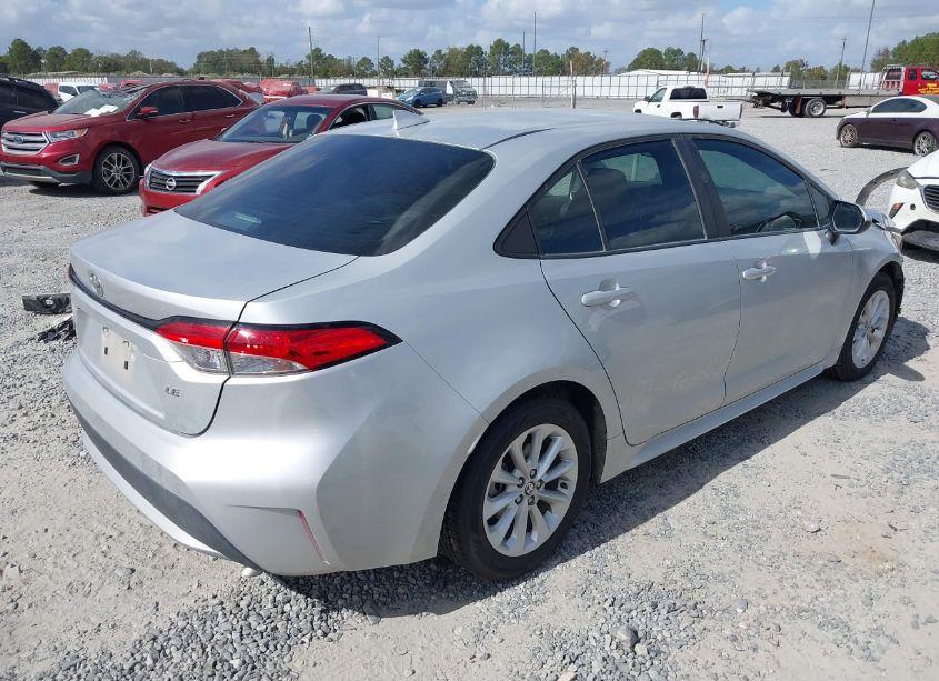 Photo 4 of 2021 Toyota Corolla LE (VIN 5YFVPMAE7MP224204)