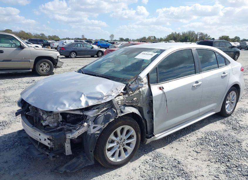 Photo 6 of 2021 Toyota Corolla LE (VIN 5YFVPMAE7MP224204)