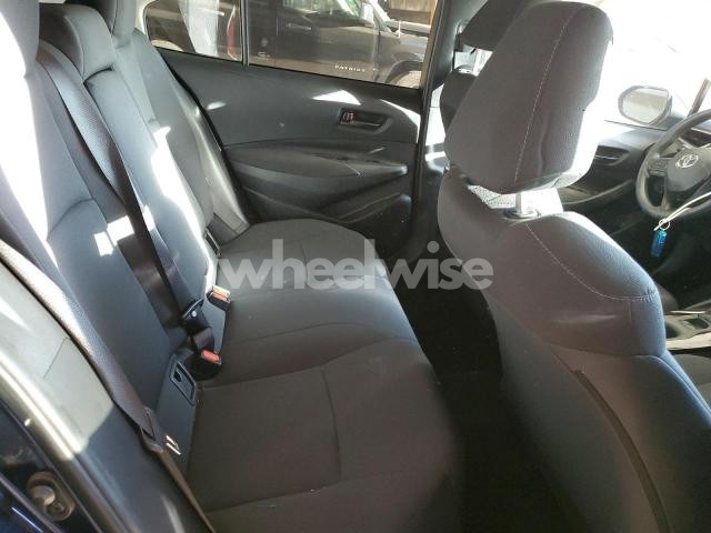 2022 TOYOTA COROLLA LE (VIN 5YFVPMAE9NP334804) main photo