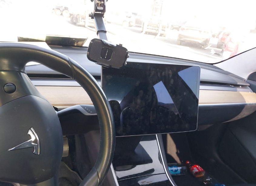 Photo 15 of 2017 Tesla Model 3 LONG RANGE/STANDARD (VIN 5YJ3E1EA0HF000728)