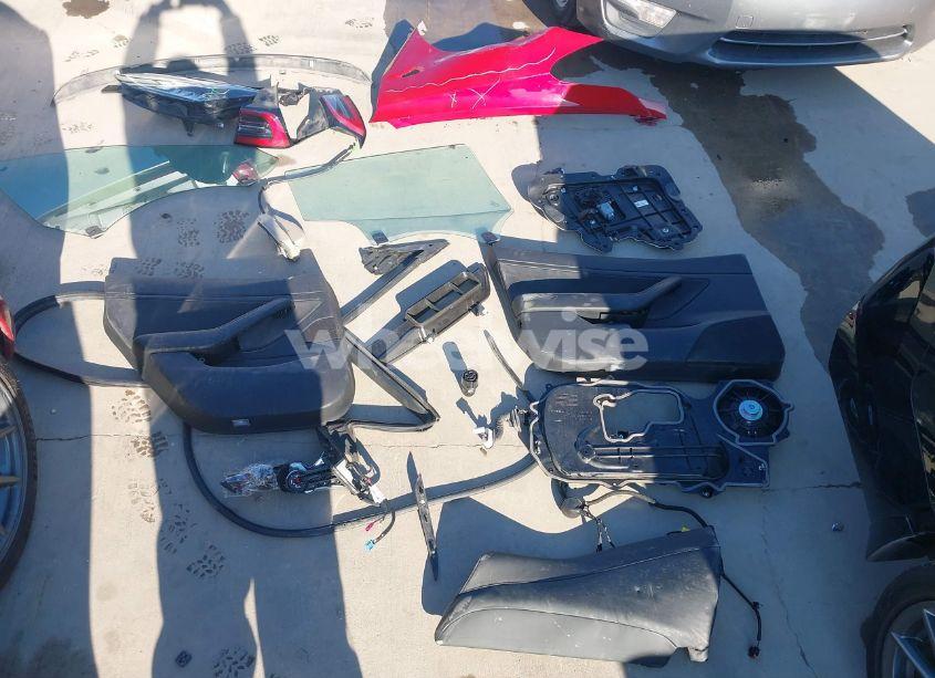 Photo 12 of 2018 Tesla Model 3 LONG RANGE/MID RANGE (VIN 5YJ3E1EA0JF007104)