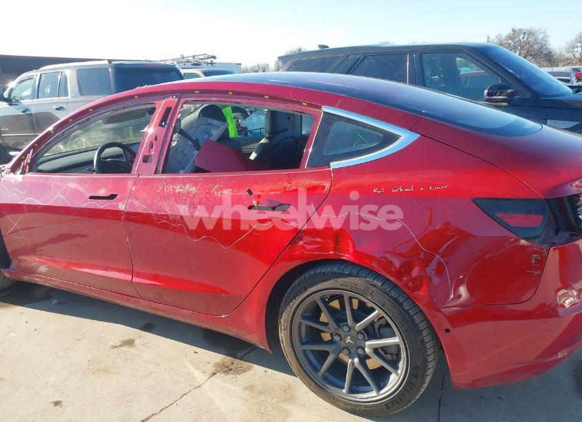 Photo 21 of 2018 Tesla Model 3 LONG RANGE/MID RANGE (VIN 5YJ3E1EA0JF007104)