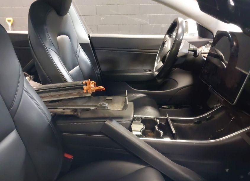 Photo 5 of 2018 Tesla Model 3 LONG RANGE/MID RANGE (VIN 5YJ3E1EA0JF025358)