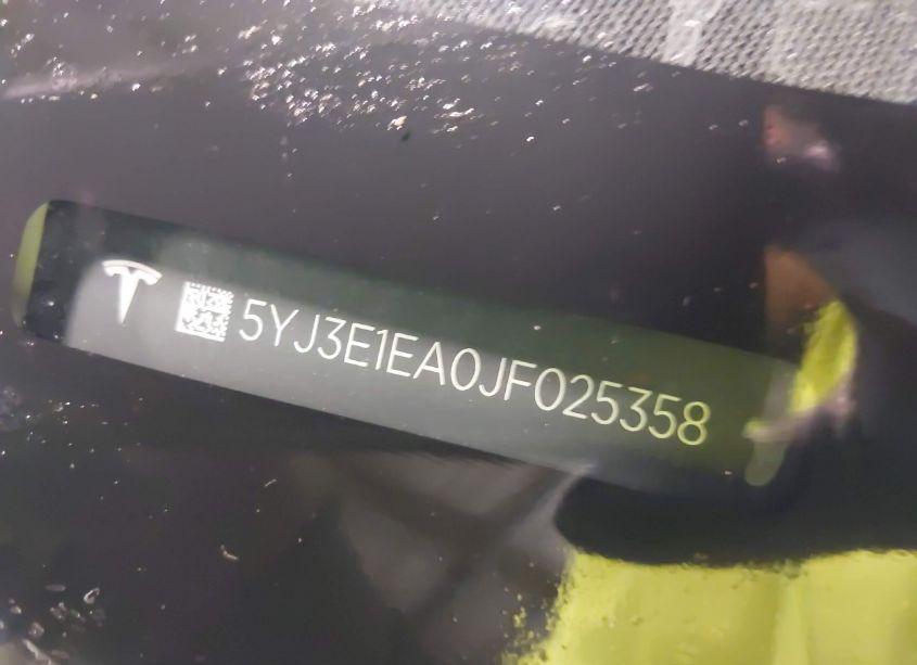 Photo 8 of 2018 Tesla Model 3 LONG RANGE/MID RANGE (VIN 5YJ3E1EA0JF025358)