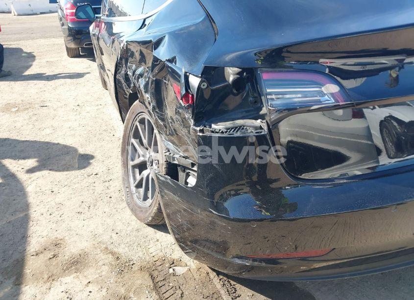 Photo 19 of 2018 Tesla Model 3 LONG RANGE/MID RANGE (VIN 5YJ3E1EA0JF056979)