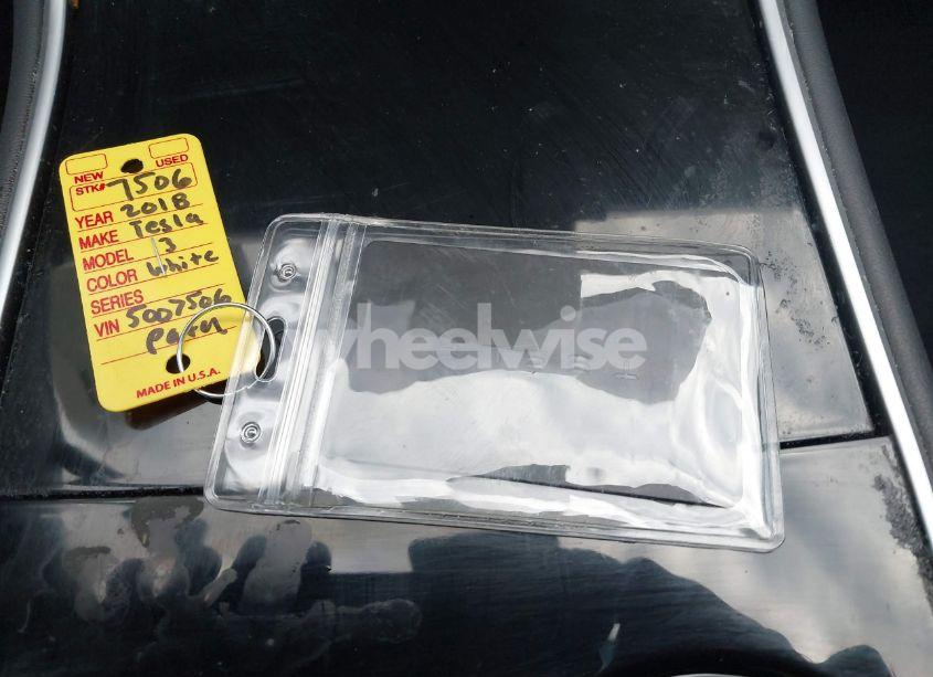 Photo 11 of 2018 Tesla Model 3 LONG RANGE/MID RANGE (VIN 5YJ3E1EA0JF118400)