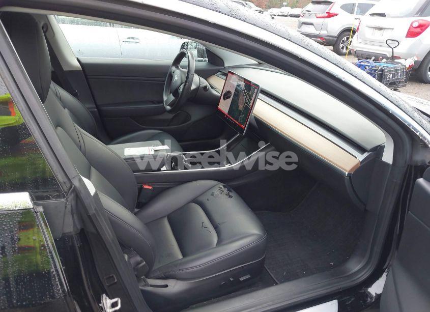 Photo 5 of 2018 Tesla Model 3 LONG RANGE/MID RANGE (VIN 5YJ3E1EA0JF154555)