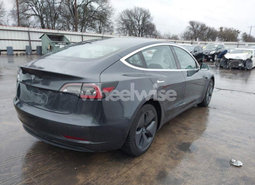 Photo 4 of 2018 Tesla Model 3 LONG RANGE/MID RANGE (VIN 5YJ3E1EA0JF166723)