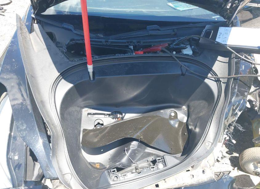 Photo 10 of 2018 Tesla Model 3 LONG RANGE/MID RANGE (VIN 5YJ3E1EA0JF176281)