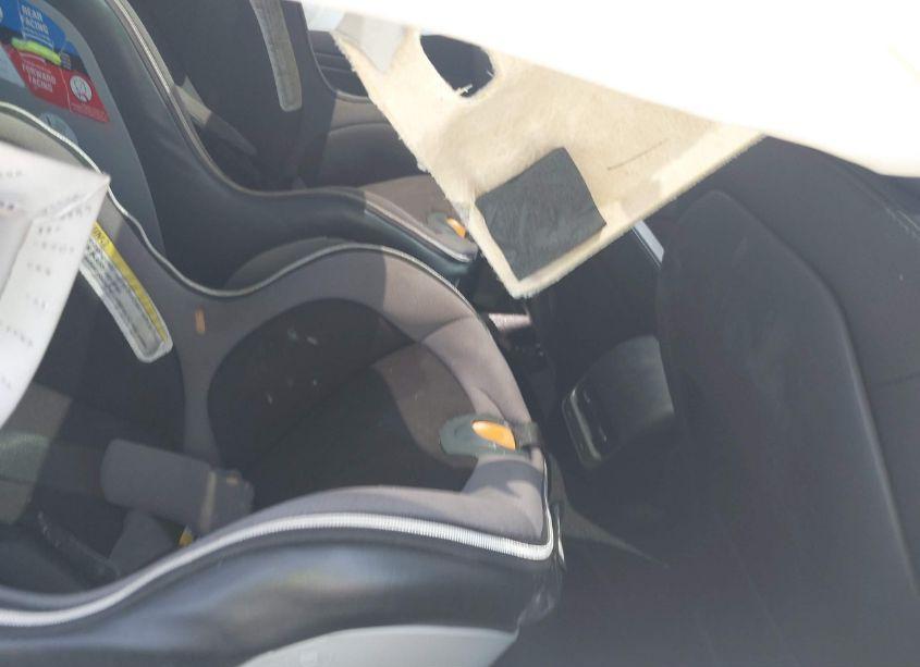 Photo 8 of 2018 Tesla Model 3 LONG RANGE/MID RANGE (VIN 5YJ3E1EA0JF176281)