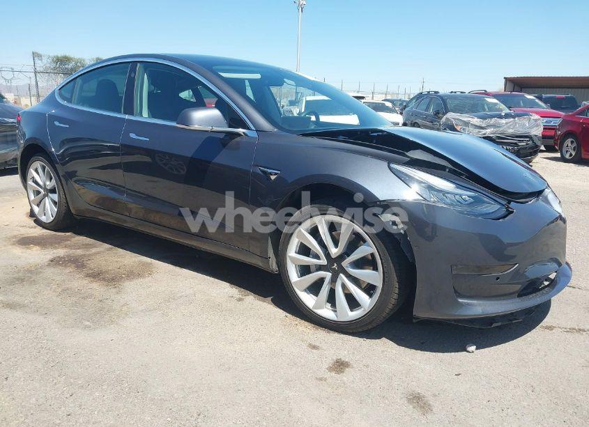 2019 Tesla Model 3 LONG RANGE/MID RANGE/STANDARD RANGE/STANDARD RANGE PLUS (VIN 5YJ3E1EA0KF475996) main photo