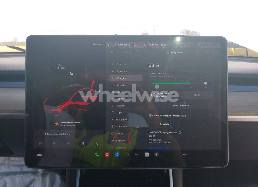 Photo 16 of 2019 Tesla Model 3 LONG RANGE/MID RANGE/STANDARD RANGE/STANDARD RANGE PLUS (VIN 5YJ3E1EA0KF484813)