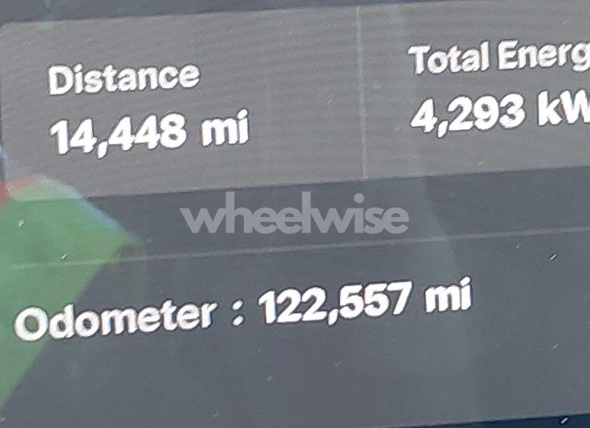 Photo 14 of 2020 Tesla Model 3 STANDARD RANGE PLUS REAR-WHEEL DRIVE/STANDARD RANGE REAR-WHEEL DRIVE (VIN 5YJ3E1EA0LF611657)