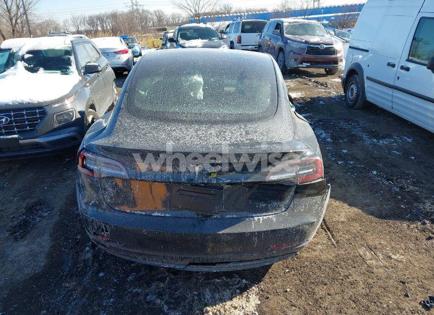 Photo 15 of 2020 Tesla Model 3 STANDARD RANGE PLUS REAR-WHEEL DRIVE/STANDARD RANGE REAR-WHEEL DRIVE (VIN 5YJ3E1EA0LF739011)