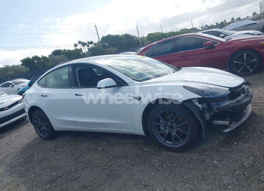 Photo 13 of 2023 Tesla Model 3 REAR-WHEEL DRIVE (VIN 5YJ3E1EA0PF504405)