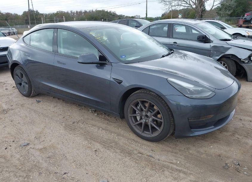 2023 Tesla Model 3 REAR-WHEEL DRIVE (VIN 5YJ3E1EA0PF705009) main photo