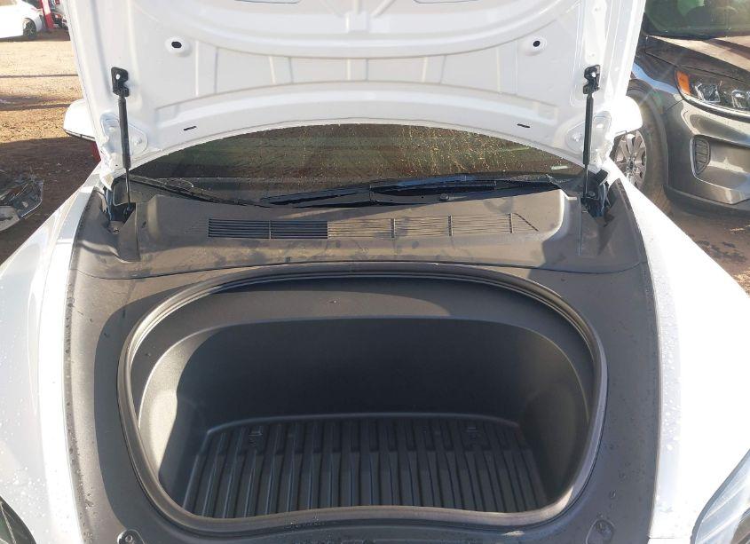 Photo 10 of 2024 Tesla Model 3 REAR-WHEEL DRIVE (VIN 5YJ3E1EA0RF855902)