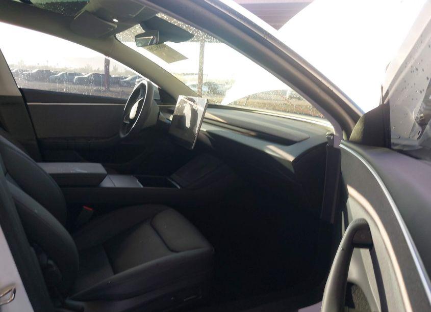 Photo 5 of 2024 Tesla Model 3 REAR-WHEEL DRIVE (VIN 5YJ3E1EA0RF855902)