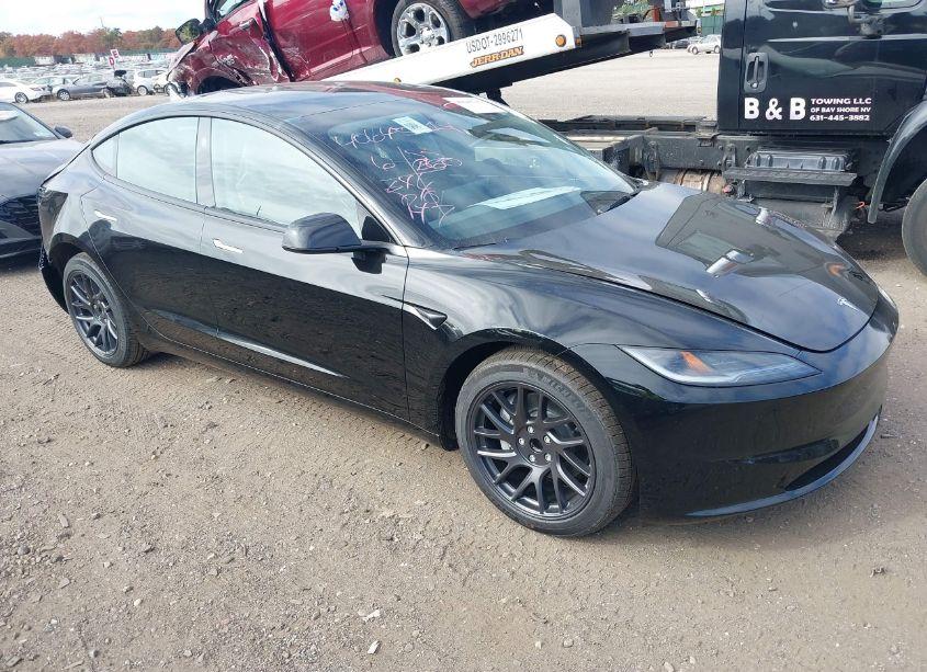 2024 Tesla Model 3 REAR-WHEEL DRIVE (VIN 5YJ3E1EA0RF864261) main photo