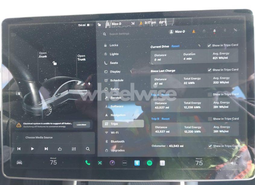 Photo 18 of 2018 Tesla Model 3 LONG RANGE/MID RANGE (VIN 5YJ3E1EA1JF023991)