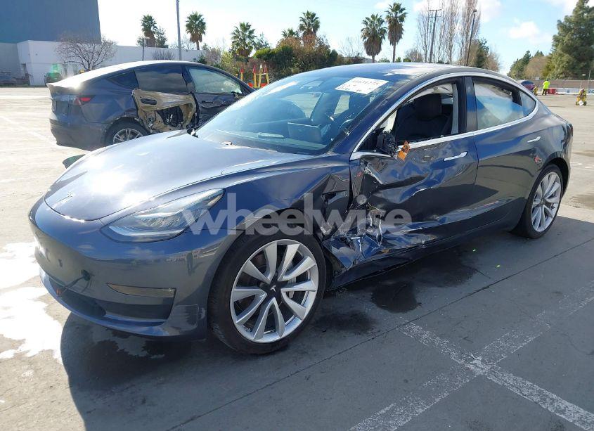 Photo 2 of 2018 Tesla Model 3 LONG RANGE/MID RANGE (VIN 5YJ3E1EA1JF023991)