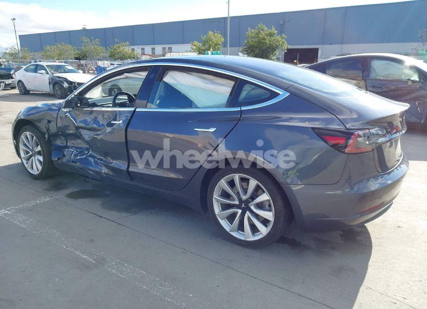 Photo 3 of 2018 Tesla Model 3 LONG RANGE/MID RANGE (VIN 5YJ3E1EA1JF023991)