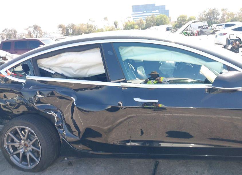 Photo 19 of 2019 Tesla Model 3 LONG RANGE/MID RANGE/STANDARD RANGE/STANDARD RANGE PLUS (VIN 5YJ3E1EA1KF395767)