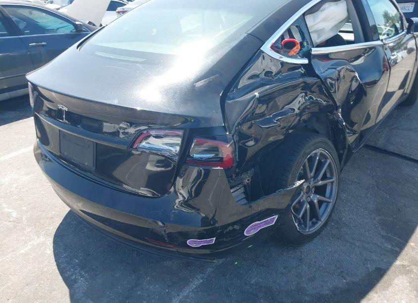 Photo 21 of 2019 Tesla Model 3 LONG RANGE/MID RANGE/STANDARD RANGE/STANDARD RANGE PLUS (VIN 5YJ3E1EA1KF395767)