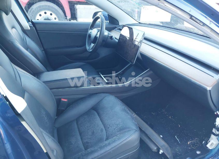 Photo 5 of 2020 Tesla Model 3 STANDARD RANGE PLUS REAR-WHEEL DRIVE/STANDARD RANGE REAR-WHEEL DRIVE (VIN 5YJ3E1EA1LF736893)