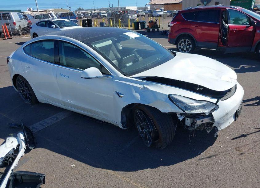 2020 Tesla Model 3 STANDARD RANGE PLUS REAR-WHEEL DRIVE/STANDARD RANGE REAR-WHEEL DRIVE (VIN 5YJ3E1EA1LF785432) main photo