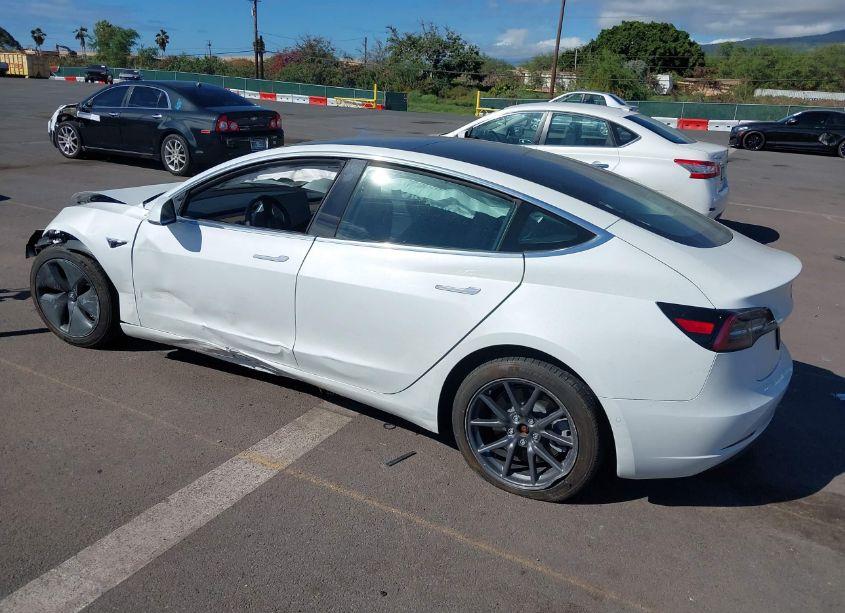 Photo 3 of 2020 Tesla Model 3 STANDARD RANGE PLUS REAR-WHEEL DRIVE/STANDARD RANGE REAR-WHEEL DRIVE (VIN 5YJ3E1EA1LF785432)